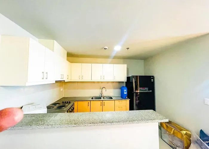 Luxury 2br Penthouse Across Uptown Bgc I Modern *