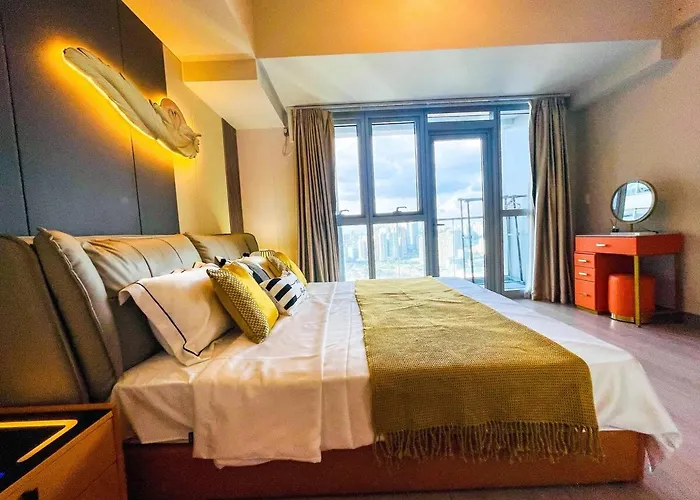 Luxury 2br Penthouse Across Uptown Bgc I Modern