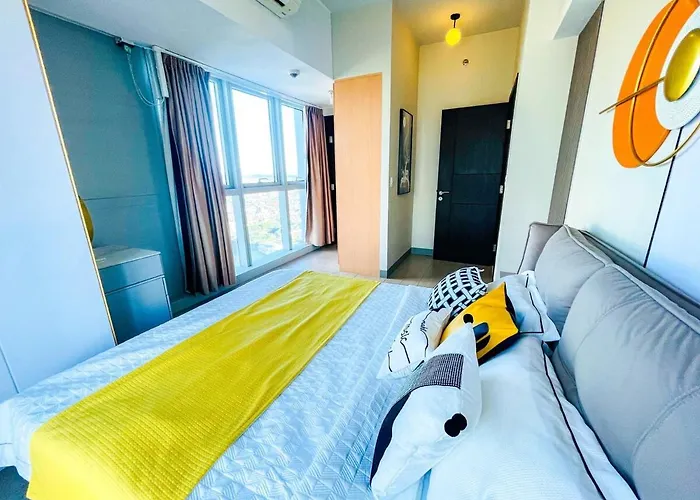 Luxury 2br Penthouse Across Uptown Bgc I Modern Apartamento Manila